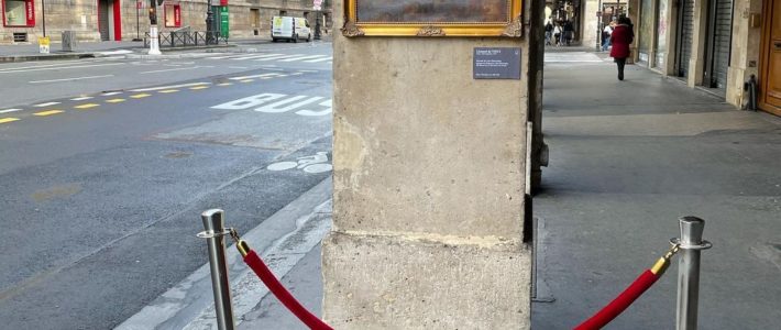 Un tableau de la Joconde sans la Joconde dans les rues de Paris pour dénoncer …