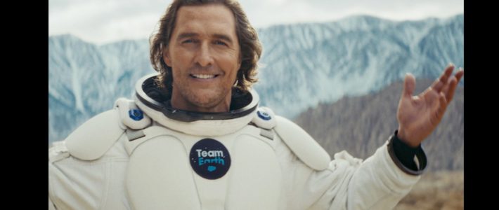 Matthew McConaughey et Salesforce trollent le metaverse et la conquête de Mars