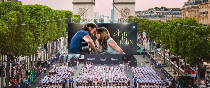 Retour du cinéma à ciel ouvert sur les Champs-Élysées